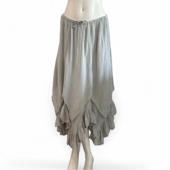 St. Tropez Boho Gauze Flouncy & Flowy Midi Skirt - Picture 2 of 10
